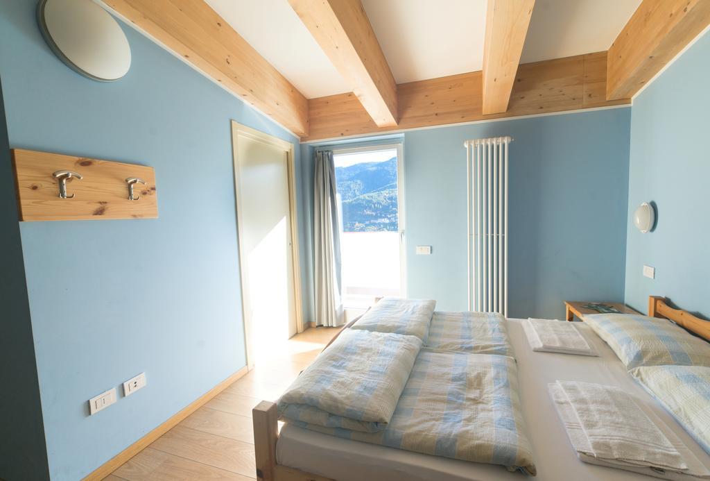 Hostel L'Ost - Ostello Di Grumes Bagian luar foto